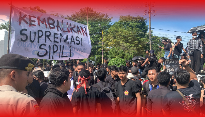 Tuntut Pembatalan UU TNI, Ratusan Mahasiswa Palangka Raya Demo di DPRD Kalteng