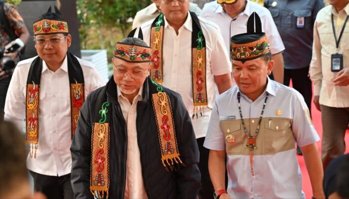 Gubernur Agustiar Sabran Sambut Kedatangan Menko Pangan Zulkifli Hasan di Kalteng