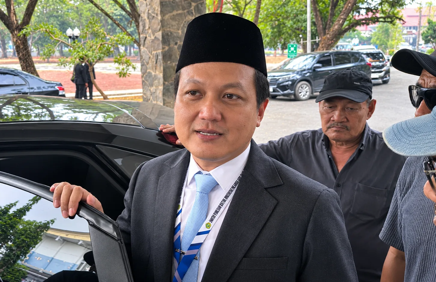 Usai Menang Pilrek UPR, Prof Bhayu: Kita Semua Keluarga, Saya Akan Rangkul Semua