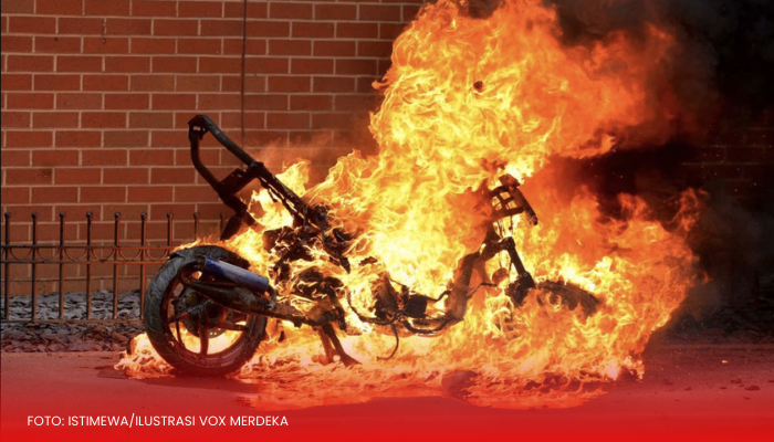 Kejadian Tak Terduga, Motor Terbakar saat Dihidupkan di Barut