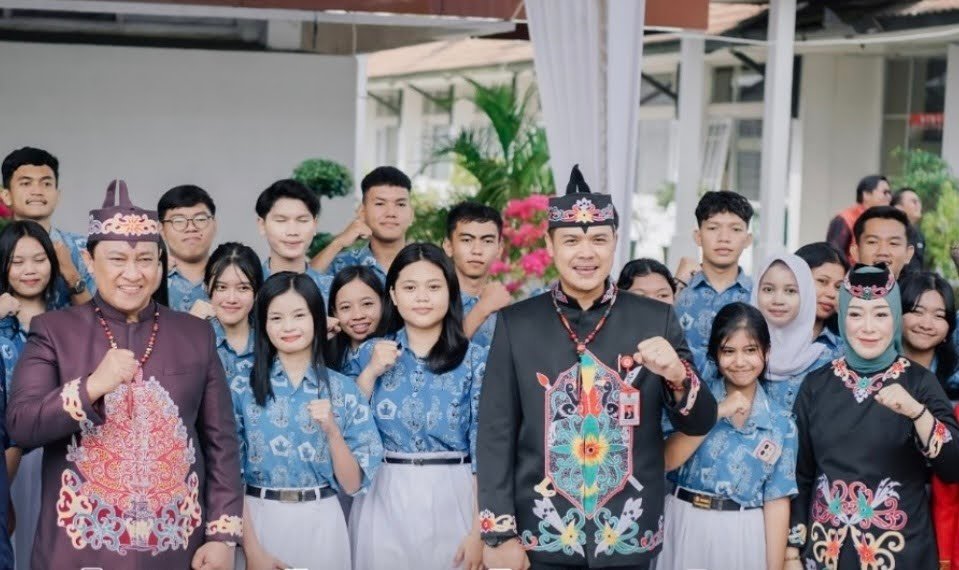 Luar Biasa! Tahun 2025, Anggaran Pendidikan Capai Rp2,3 Triliun untuk Sekolah dan Kuliah Gratis
