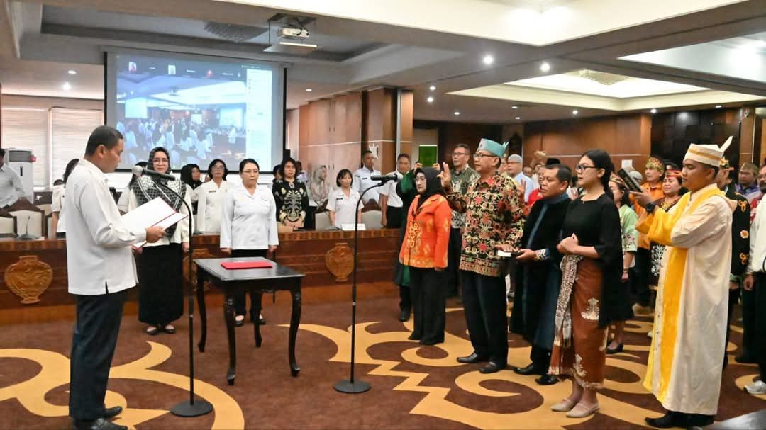 Pimpin Pengambilan Sumpah/ dan Janji Juri FBIM 2025, Yuas Elko Ingatkan Sportivitas dan Objektivitas