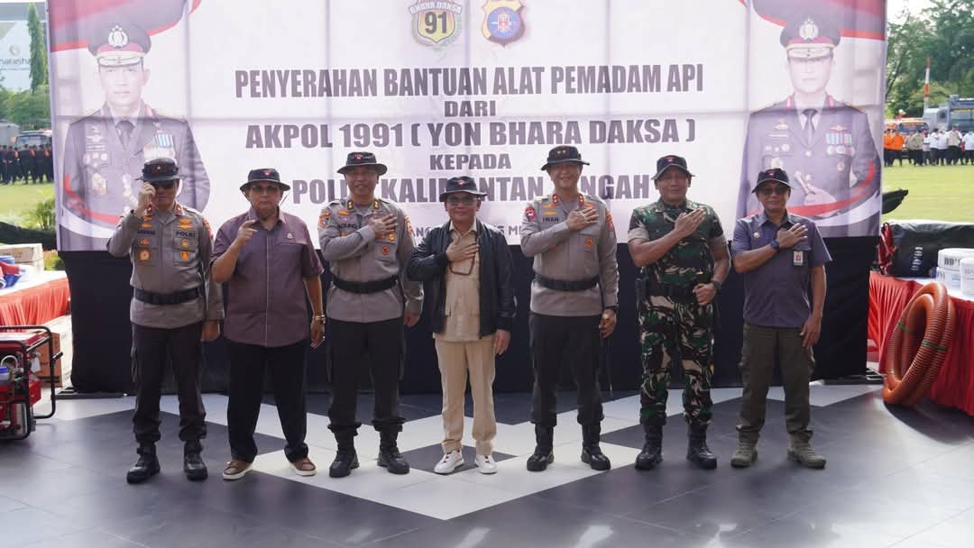 Perkuat Sinergi, Gubernur Kalteng Hadiri Apel Gelar Pasukan dan Sarpras Penanggulangan Karhutla 2025