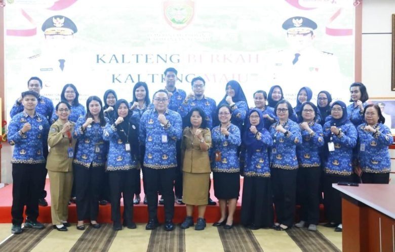 Guna Tingkatkan Kualitas Pelayanan, Diskominfosantik Kalteng Evaluasi Budaya Kerja ASN BerAKHLAK
