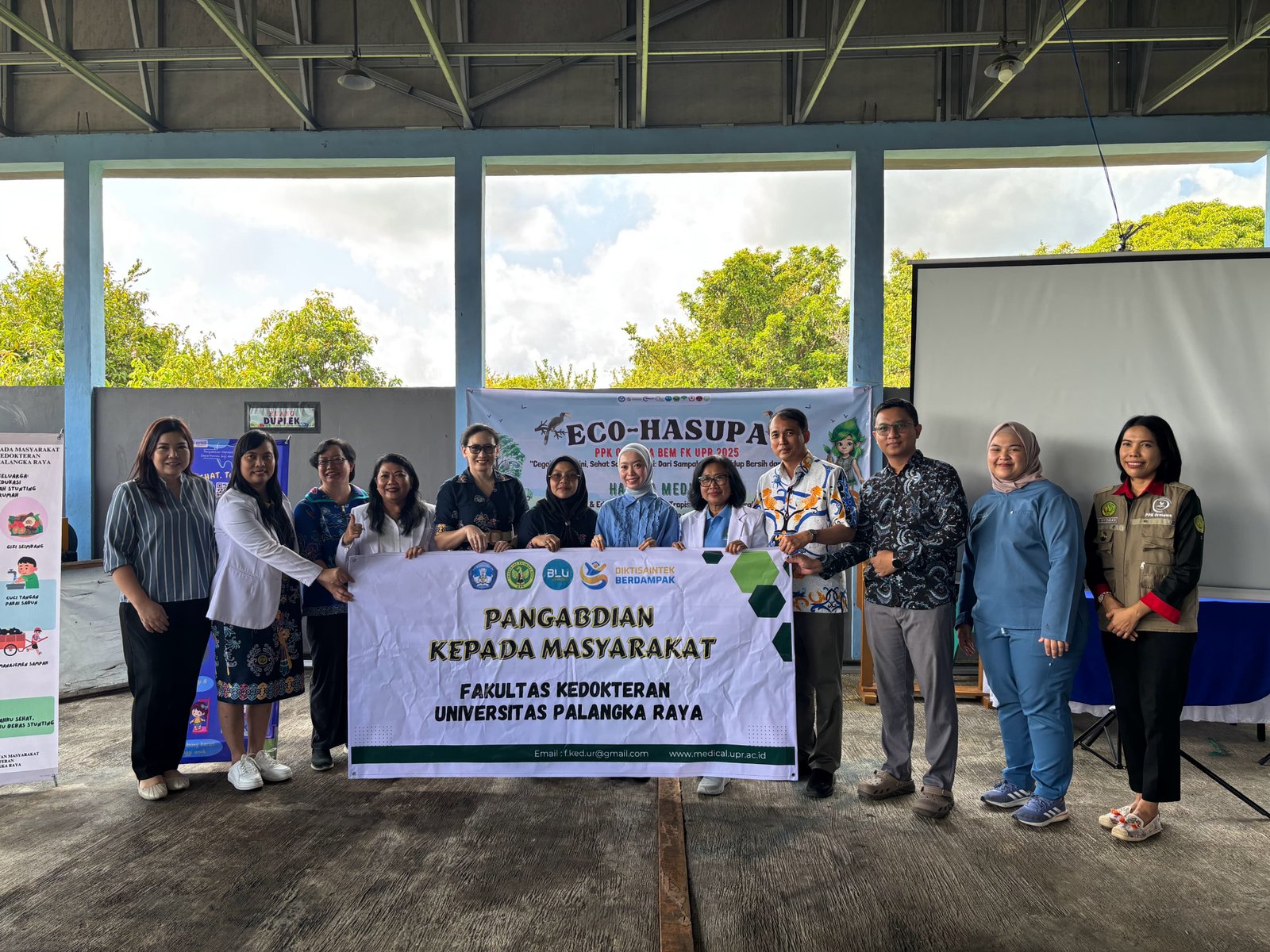 Pengabdian Mahasiswa FK UPR Lewat ECO-HASUPA, Wujudkan Masyarakat Peduli Sampah