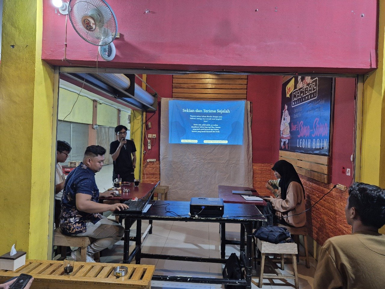 Swarapena dan Walhi Kalteng Selenggarakan Kelas Menulis untuk Perkuat Literasi Kritis