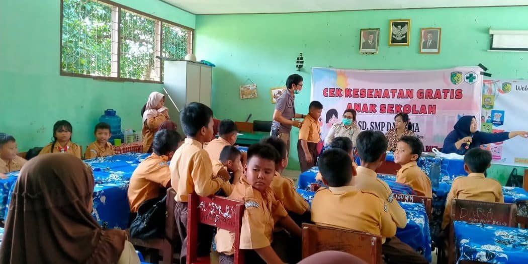 Cek Kesehatan Gratis di SDN 2 Petuk Katimpun, Puskesmas Jekan Raya Dorong PHBS di Sekolah