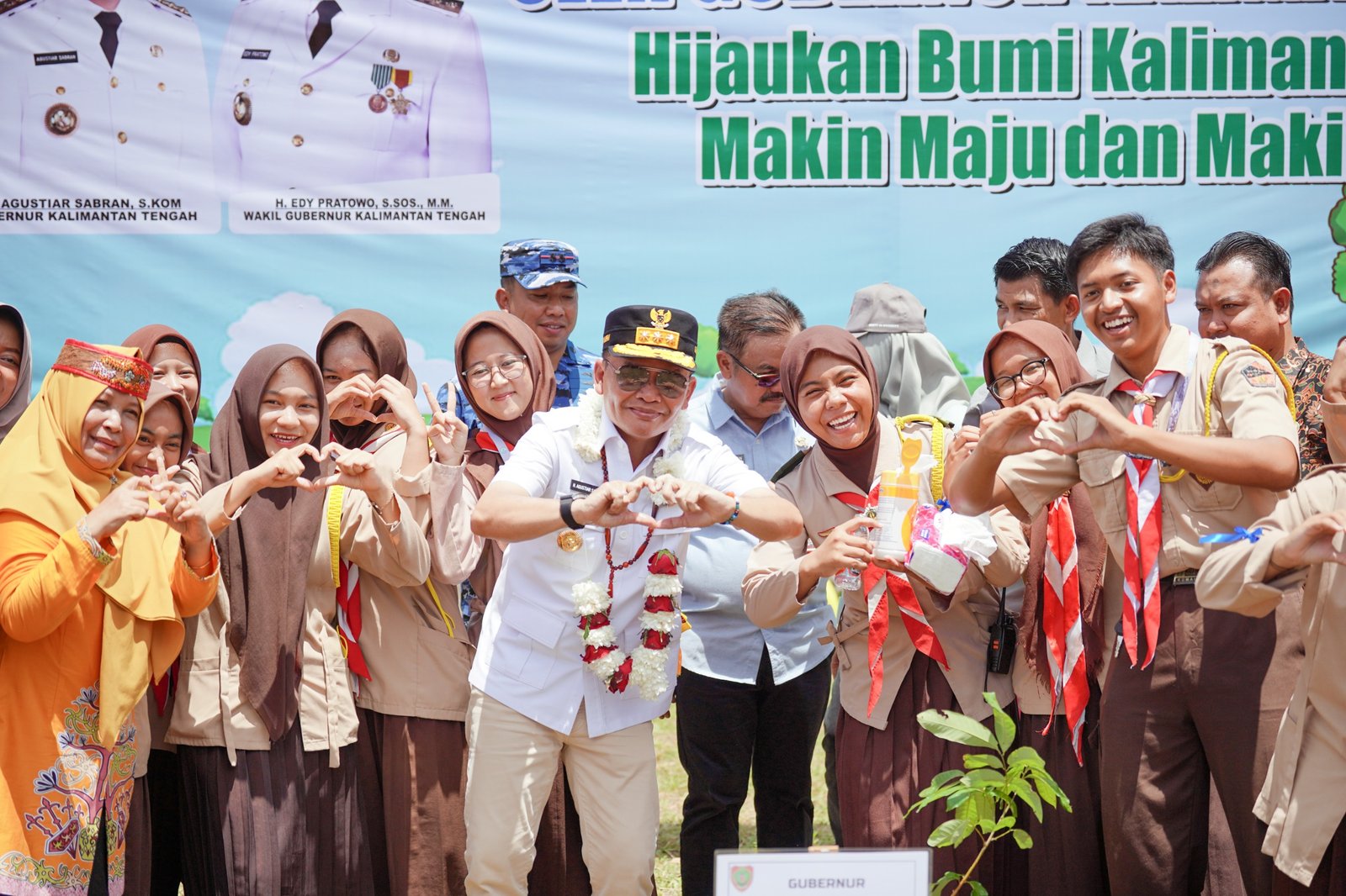 Gubernur Kalteng: Pendidikan Tanggung Jawab Bersama, Kadisdik Dorong Digitalisasi Kunci Utama