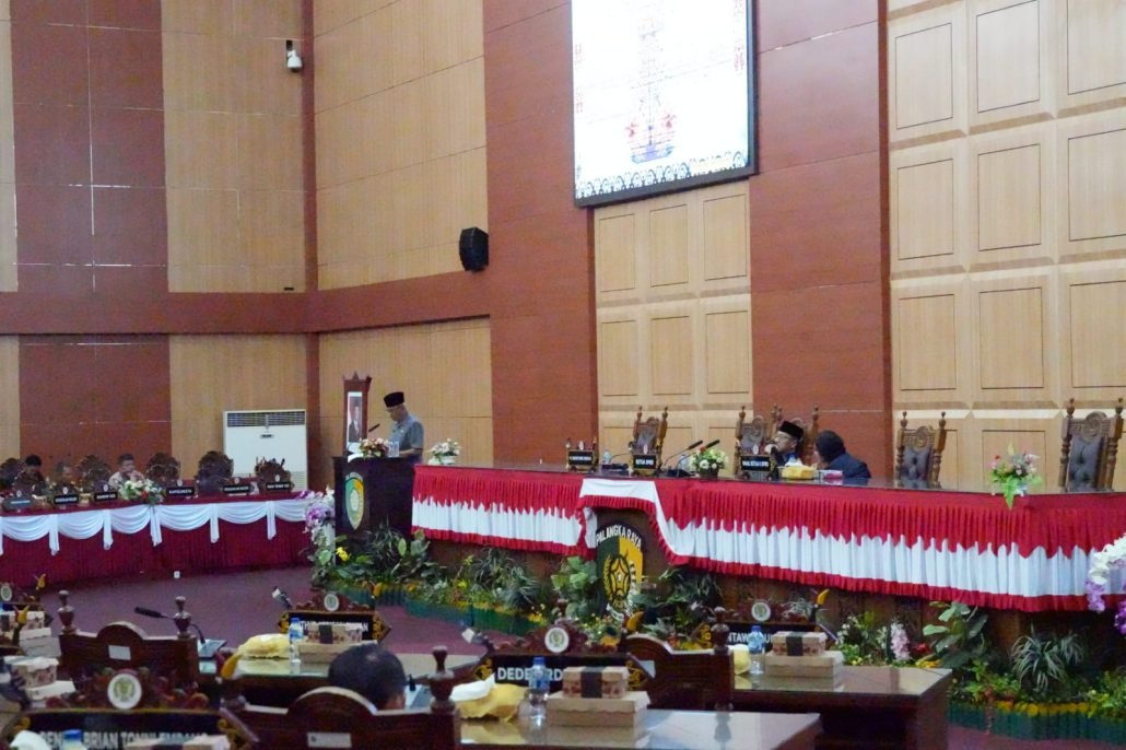 Pemko Palangka Raya Sampaikan Tanggapan atas Pandangan Fraksi DPRD terhadap RAPBD 2026