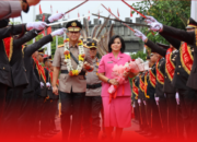 Pedang Pora Sambut Kedatangan Kapolda Kalteng Irjen Pol Iwan Kurniawan