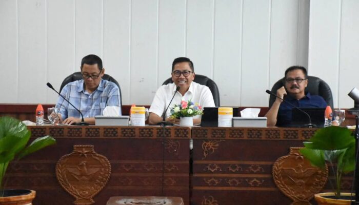Jelang HUT Kalteng Ke-68, Plt. Sekda Pimpin Rapat Pemantapan Event Kalteng Expo Hingga FBIM