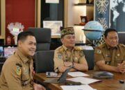 Bangun Generasi Unggul, Gubernur Agustiar Sabran Mengajar 97 Ribu Siswa Se-Kalteng