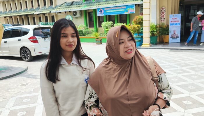 SPMB Online SMAN 1 Palangka Raya Tuai Apresiasi Orang Tua: Tak Perlu Ribet Antre!