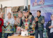 Kejutan Spesial Ulang Tahun Warnai Kunjungan Plt. Kadisdik Kalteng di SMAN 1 Kuala Kurun