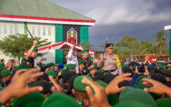 Gubernur dan Wagub Hadir Apel Penyerahan Pasukan dari Kodam XII/Tanjung Pura ke Kodam XXII/Tambun Bungai